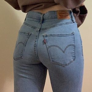 Levi’s bootcut jeans